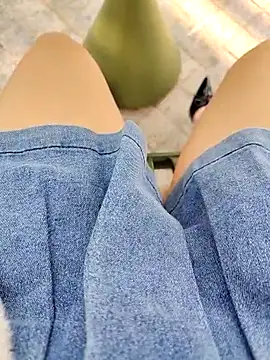 Mina-02 online show from January 11, 2026, 6:29 am