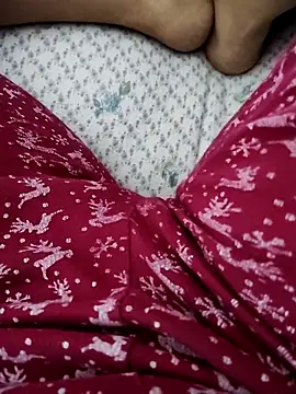 sexydeaChanel online show from April 17, 2026, 10:13 pm