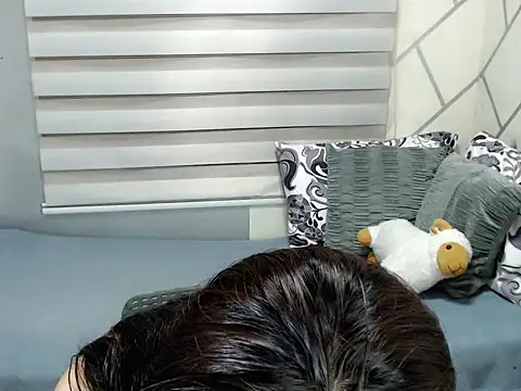 Kwendall online show from November 18, 2025, 5:17 pm