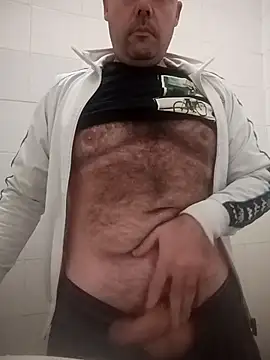 Romaeterna  online show from November 18, 2025, 5:06 pm