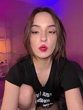 AngieFae  online show from December 21, 2025, 7:15 am