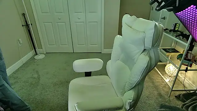 AngieFae  online show from March 14, 2026, 10:59 pm