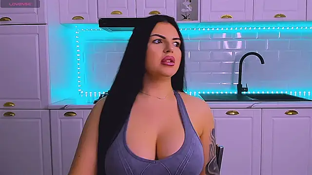 Snapshot of RheaLynn chatting on March 16, 2026, 9:30 pm RheaLynn online show from March 16, 2026, 9:30 pm