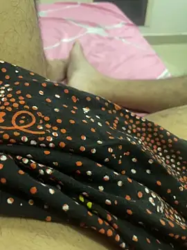 Snapshot of shyiiiiiiiiiii chatting on October 30, 2025, 2:18 pm shyiiiiiiiiiii online show from October 30, 2025, 2:18 pm