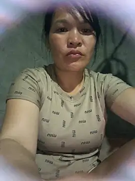 chipu06 online show from March 31, 2026, 12:05 pm