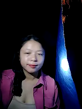 lisa-bae00 online show from October 25, 2025, 9:42 pm