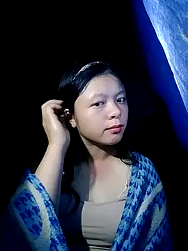 lisa-bae00 online show from November 3, 2025, 10:32 pm