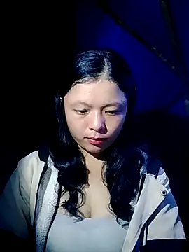 lisa-bae00 online show from November 5, 2025, 11:21 am