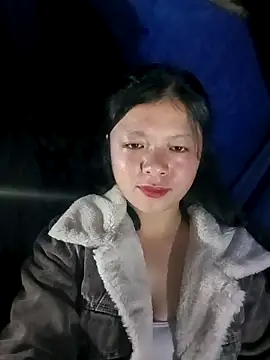 lisa-bae00 online show from November 14, 2025, 10:29 pm