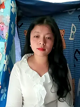 lisa-bae00 online show from February 12, 2026, 5:13 am