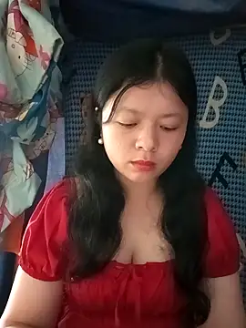 lisa-bae00 online show from March 29, 2026, 12:32 am