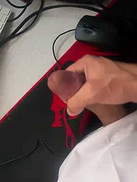 Alexgraph online show from October 26, 2025, 5:57 am