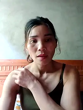 Bear bear0 online show from October 21, 2025, 3:51 am