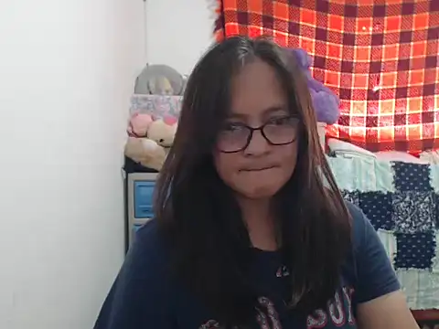 Kinkybela2025 online show from November 18, 2025, 12:49 am