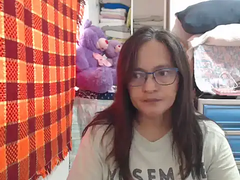 Kinkybela2025 online show from November 25, 2025, 12:32 am