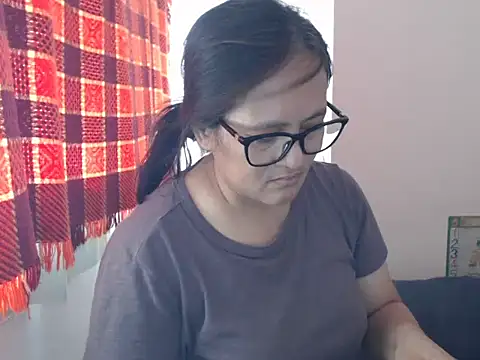 Snapshot of Kinkybela2025 chatting on May 23, 2026, 1:11 am Kinkybela2025 online show from May 23, 2026, 1:11 am