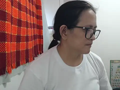 Kinkybela2025 online show from June 28, 2026, 9:26 am