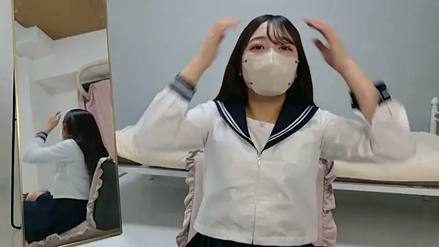 yui chan00 online show from February 9, 2026, 11:47 am