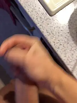 iCum uCum online show from January 13, 2026, 6:40 am