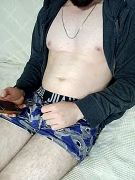 lazzzz09 online show from November 26, 2025, 7:37 pm