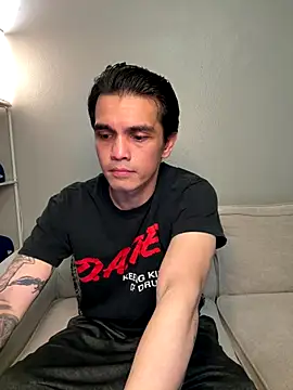 Orlando702xh online show from November 6, 2025, 5:52 am