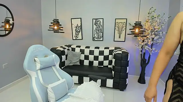 Bianca Millf online show from May 23, 2026, 3:56 am