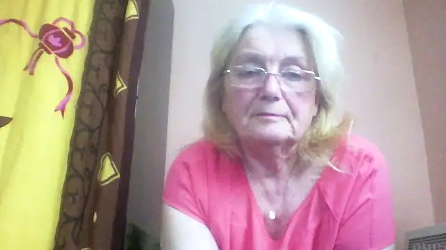 AmyLove353 online show from March 31, 2026, 12:27 pm