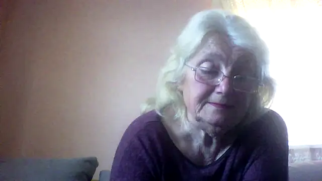 Snapshot of AmyLove353 chatting on May 23, 2026, 3:45 am AmyLove353 online show from May 23, 2026, 3:45 am