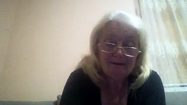 AmyLove353 online show from June 30, 2026, 8:54 pm