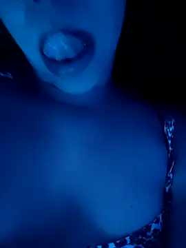 Snapshot of YANKERAPUNZEL chatting on November 2, 2025, 7:55 am YANKERAPUNZEL online show from November 2, 2025, 7:55 am