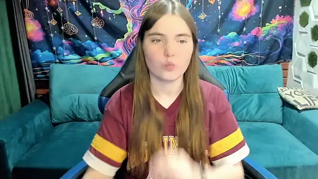 MiraaBloom online show from April 20, 2026, 1:58 pm