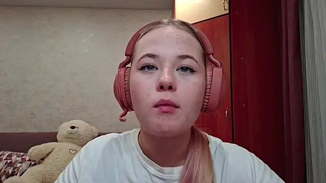Blu3Oc3an online show from October 24, 2025, 2:46 pm