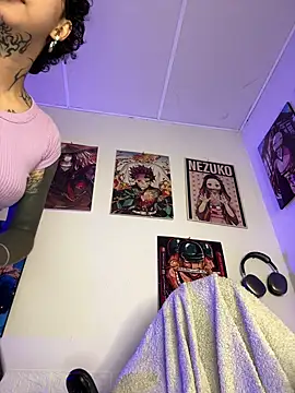 Abby Evanns1 online show from April 18, 2026, 2:32 pm