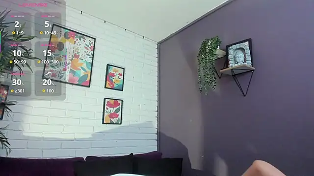 Sofia  Stk online show from November 9, 2025, 3:27 am