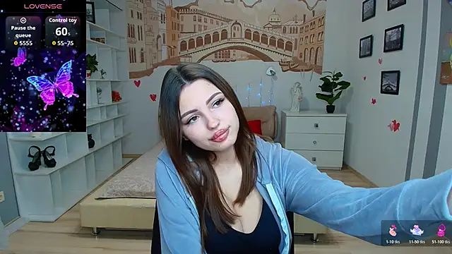 KittyShenson online show from March 12, 2026, 12:44 pm