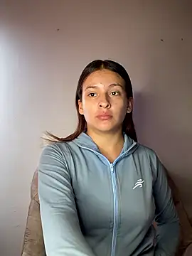 Talia Bonet online show from January 12, 2026, 1:27 pm