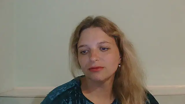 Snapshot of ElisSky301 chatting on May 31, 2026, 9:27 pm ElisSky301 online show from May 31, 2026, 9:27 pm