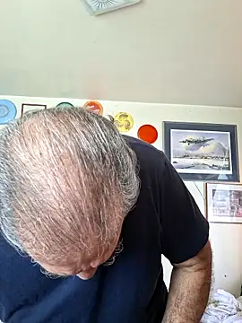 pena633 online show from April 2, 2026, 4:59 pm