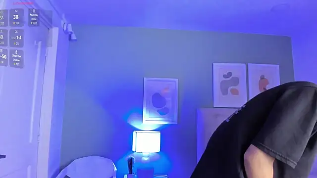 ApoloRicci online show from February 14, 2026, 7:43 pm