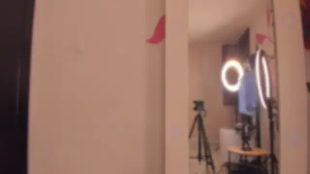 Snapshot of YariRose chatting on February 5, 2026, 2:22 pm YariRose online show from February 5, 2026, 2:22 pm