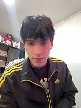 Snapshot of sflps chatting on December 19, 2025, 5:20 pm sflps online show from December 19, 2025, 5:20 pm