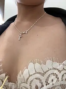 Snapshot of Hana_yukii chatting on November 28, 2025, 5:48 pm Hana yukii online show from November 28, 2025, 5:48 pm