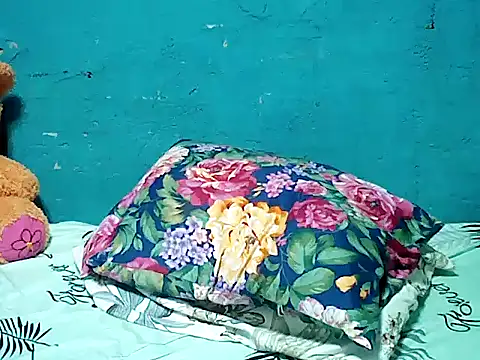 SmallluncutCock online show from November 18, 2025, 1:44 am