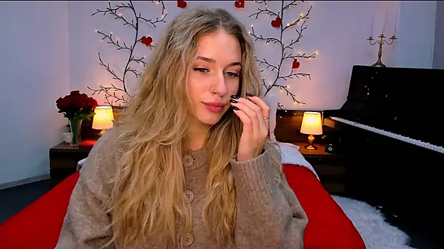 sassy cutie online show from October 25, 2025, 8:14 pm