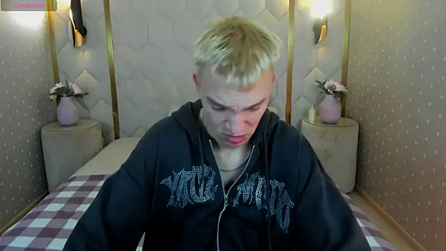 Derek Banville online show from December 22, 2025, 1:24 am