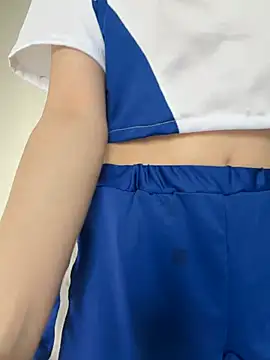 meimei x online show from March 25, 2026, 9:15 am