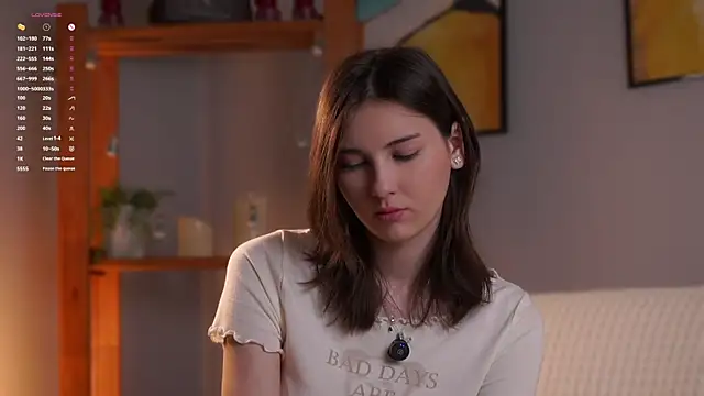 KateCahee online show from April 18, 2026, 1:42 am