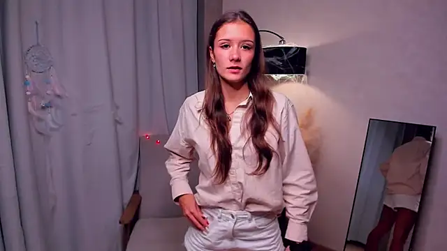 KeshaRachi online show from November 1, 2025, 1:40 am