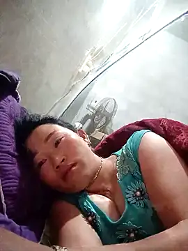 my-my2x online show from November 18, 2025, 1:55 am