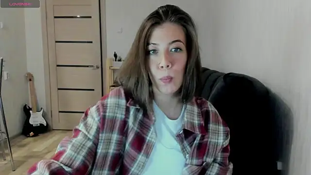 twinkle rosie online show from November 20, 2025, 6:46 am